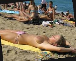 X Naturism Nude Teen Friends Have Fun Around At A Public Beach Good Fucky-fucky Pornography646x800